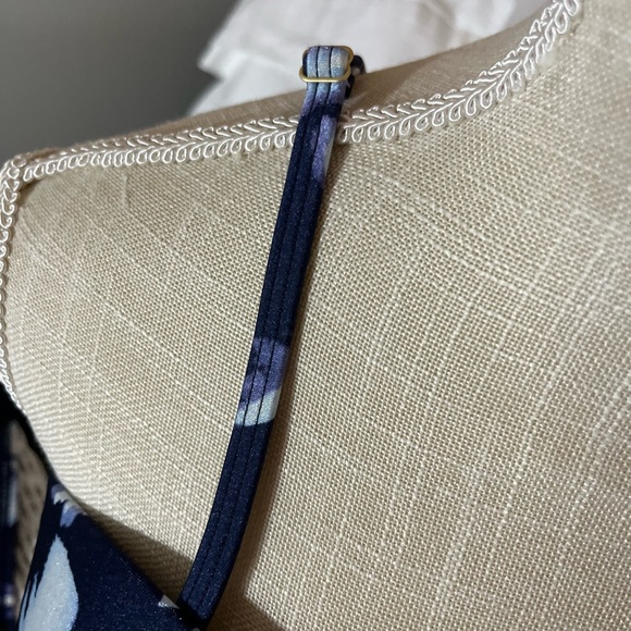 XL Athleta Bikini: Aqualuxe print square plunge bikini set: - Picture 11 of 12